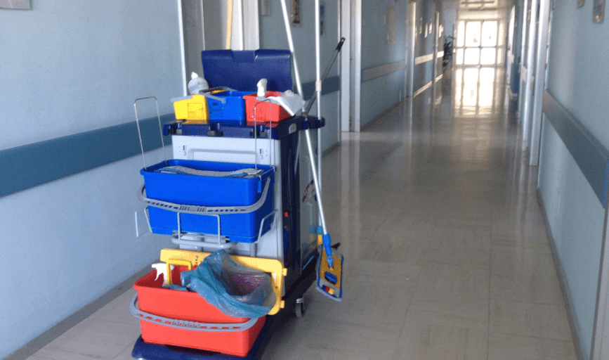 COMMERCIAL CLEANING